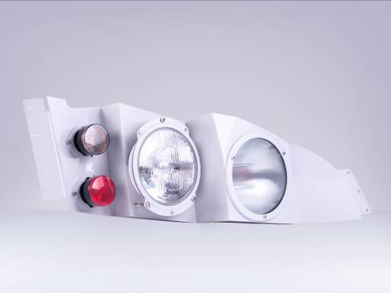 SL 271 tram-train lights